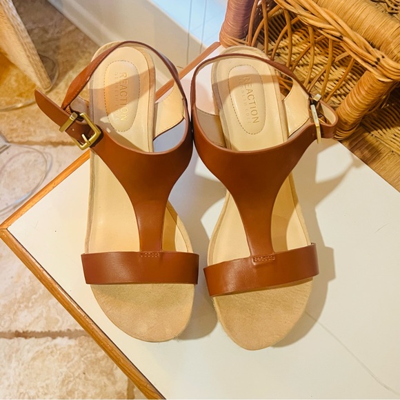 NWOT Kenneth Cole Reaction Espadrille Wedges - Size 10 - Picture 8 of 9